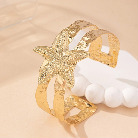 Gold Starfish Arm Cuff Alloy Hammered Texture Open Upper Armband Summer Beach Vacation Jewelry For Women