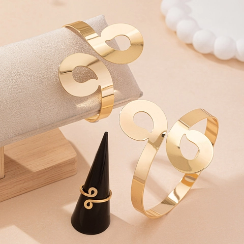 Oneindigheid Spiraal Armband Bovenarmband En Ring Sieraden Legering Gepolijst Goud Geometrisch Minimalistisch Accessoire