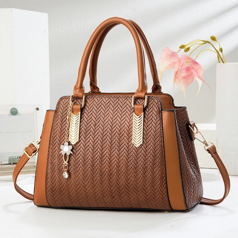Borsa Mano Trama Intrecciata Pelle PU Grande Capacità Borsa Tracolla Con Ciondolo Fiore Moda Elegante Donna