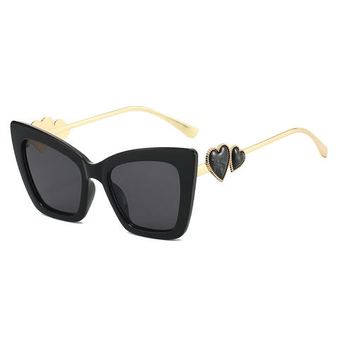Vrouwen Mode Cat-Eye Zonnebril Vierkant Montuur Hartdecoratie Metalen Poten UV400 Bescherming Stijlvolle Brillen Voor Uitjes