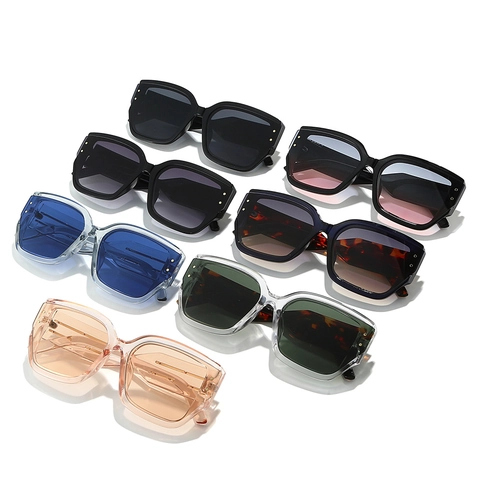 Fashion Oversized Square Sunglasses UV400 Protection Retro PC Frame With Metal Stripe Decoration For Women Men
