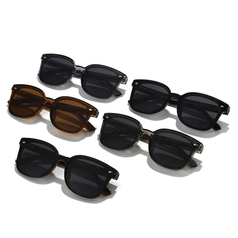 Square Polarized Sunglasses Retro PC Frame TAC Lens UV400 Classic Rivet Men Women Unisex Fashion Eyewear