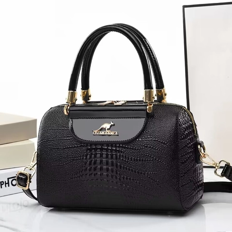 Women Crocodile Pattern PU Leather Handbag Vintage Boston Shoulder Bag With Detachable Strap Gold Hardware