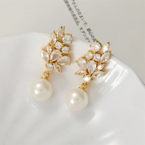 Boucles Oreilles Pendantes Künstliche Perle Feuille Zircon Avec Tige Argent 925 Base Cuivre Bijoux Élégants Pour Femme Robe Soirée