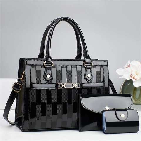 Borsa A Mano Pochette E Porta Carte Da Donna Pelle Verniciata PU Motivo A Quadri Catena In Metallo Elegante Urbano Versatile