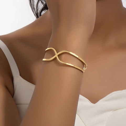Legering Geometrische Open Armring Goud Verguld Minimalistisch Infinity Ontwerp Elegante Sieraden Voor Vrouwen