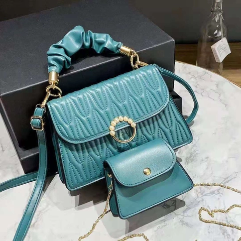 Bolso De Mano De Cuero PU Acolchado Matelassé Y Mini Bolso De Cadena Con Hebilla De Perla Artificial Asa Con Volantes Para Mujeres