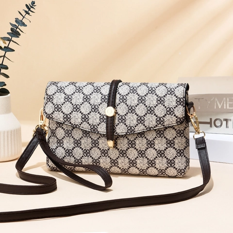 Women Vintage Monogram Print Crossbody Bag PU Leather Flap Shoulder Bag With Adjustable Strap Large Capacity Square