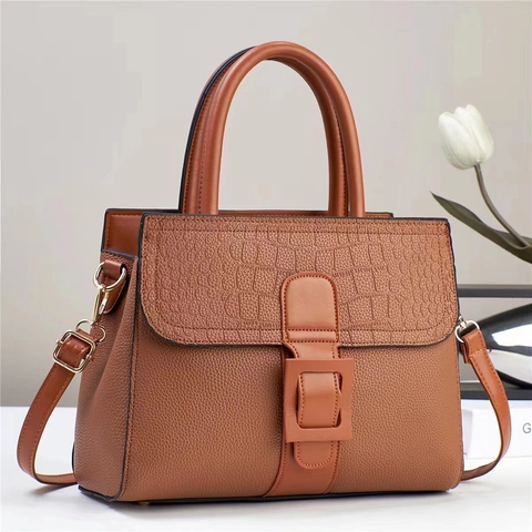 Women Shoulder Bag Contrast Color PU Leather Crocodile Pattern Square Buckle Top Handle Elegant Fashion Crossbody Handbag