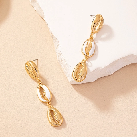 Muschel Ohrhänger Gold Plated Legierung Sommer Strand Retro Dangle Conch Schmuck Für Frauen Mit Weißem Emaille