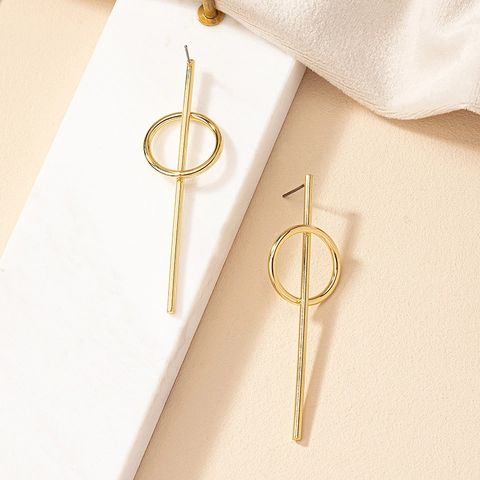 Minimalistische Geometrische Kreis Vertikale Stab Hängerohrringe Vergoldete Legierung Schmuck Für Damen