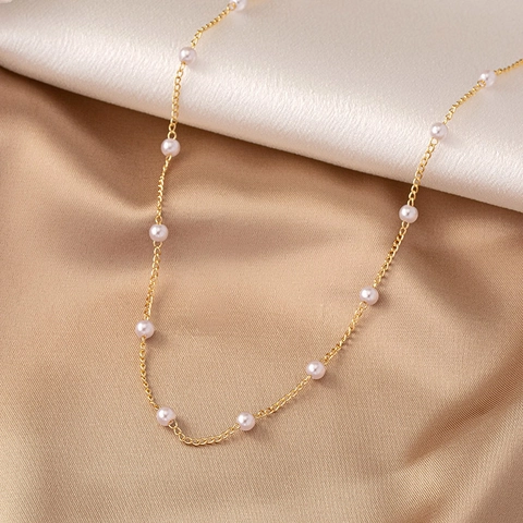 Collar De Perlas de Agua Dulce De Aleación Simple Cadena Delgada Joyería Clavícula Retro Luz Estilo De Lujo Elegante Para Mujeres