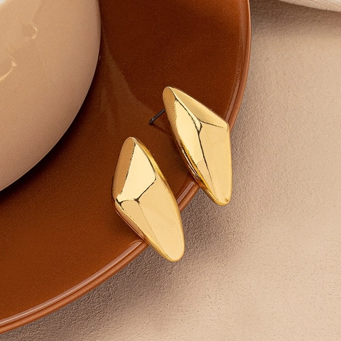Geometric Irregular Rhombus Stud Earrings Alloy Gold Plated Minimalist Niche Design For Women Modern