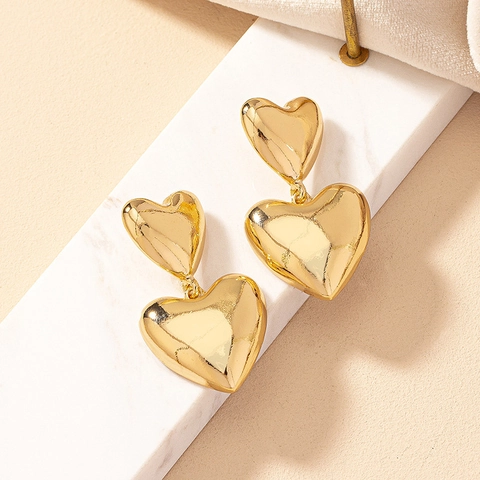 Dubbele Hart Hanger Oorbellen Zinklegering Goud Spiegelgepolijst Vintage Chic Mode Sieraden Voor Vrouwen