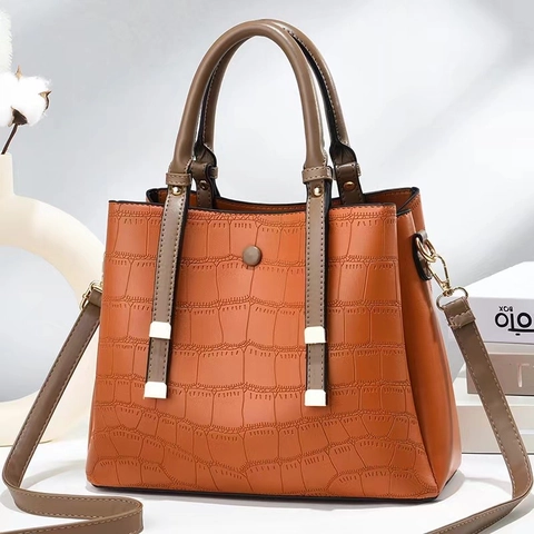 Women Crocodile Embossed Leather Handbag Large Capacity Crossbody Shoulder Bag Contrast Color Retro Tote