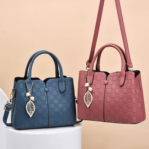 Sac À Bandoulière Femme Cuir PU Gaufré Main Crossbody Avec Pendentif Künstliche Perle Feuille Élégant Grande Capacité Dumpling