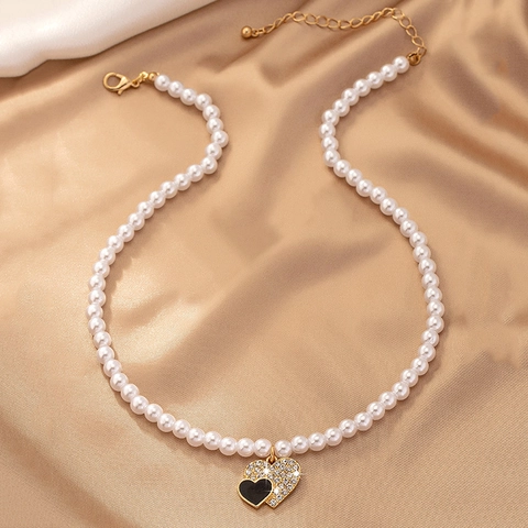 Double Heart Pendant Necklace For Women With Faux Artificial Pearls And Alloy Rhinestone Enamel Vintage Elegant Clavicle Chain