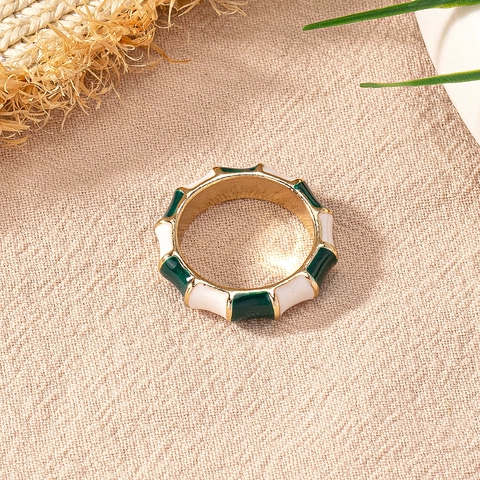 Fashion Bamboo Joint Enamel Ring For Women French Retro Alloy Green White Drip Oil Segmented Band Jewelry