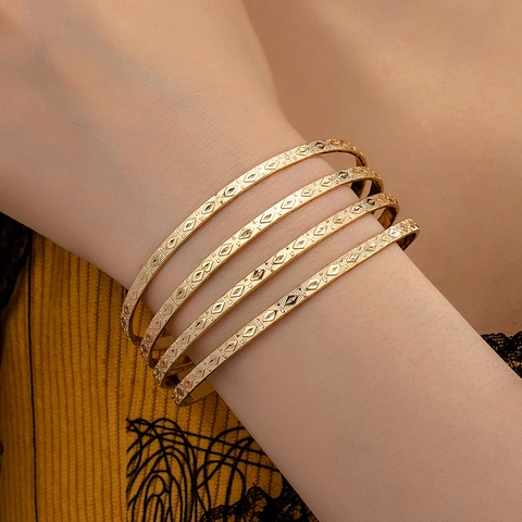 Vergoldete Legierung Armreif Armbänder Raute Textur Einfache Minimalistische Stapelbar Schmuck Für Frauen Mode Accessoire