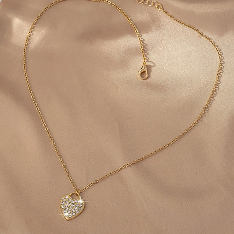Heart Pendant Necklace Gold Color Alloy Rhinestone Dainty Elegant Minimalist Fashion Accessory For Women