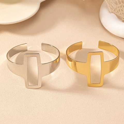 Bracciale Rigido Aperto Geometrico Minimalista Rettangolare Cavo In Lega Finitura Specchio Lucido Gioielli Moderni Per Donne