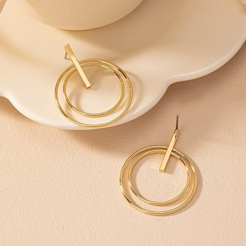 Pendientes De Botón Geométricos De Doble Círculo Aleación Bañada En Oro Pulido Minimalista Elegante Joyería Moderna Para Mujer