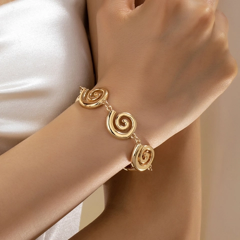 Swirl Spiral Alloy Bracelet Gold Plated Elegant Hollow Out Adjustable Chain For Women Minimalist Fashion Jewelry