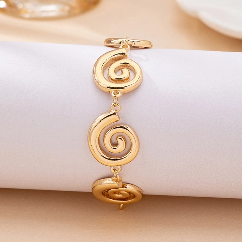 Swirl Spiral Alloy Bracelet Gold Plated Elegant Hollow Out Adjustable Chain For Women Minimalist Fashion Jewelry