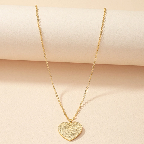 Heart Pendant Necklace Gold Alloy Frosted Hammered Texture Elegant Fashion Jewelry For Women