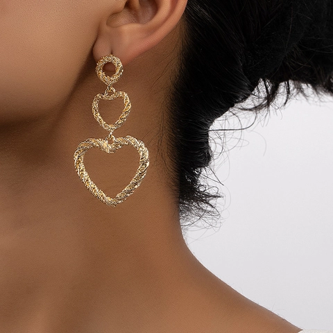 Gold Alloy Earrings Twisted Rope Texture Triple Layer Hollow Heart Drop European American Vintage Fashion Jewelry Women