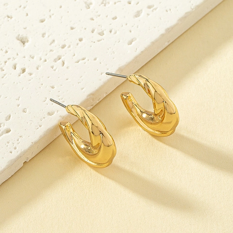 Gold Twisted C Shaped Hoop Earrings For Women Alloy Braid Spiral Geometric Minimalism Jewelry Fashion Accessory