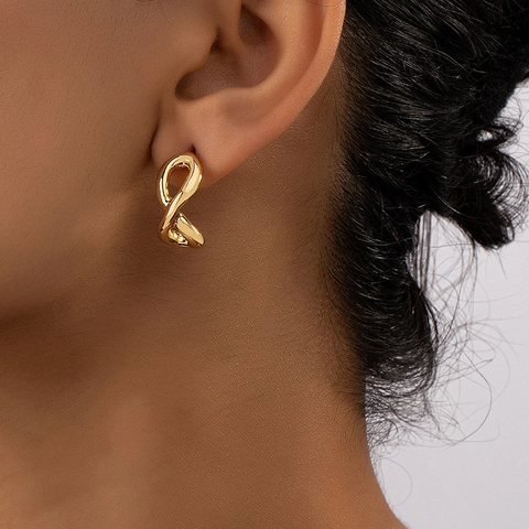 Minimalist Infinity Symbol Alloy Stud Earrings Golden Polished Figure Eight Geometric Ear Jewelry For Women