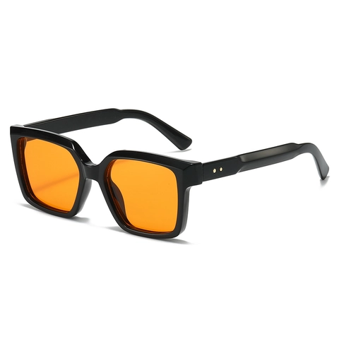 Vintage Oversized Square Sunglasses UV400 Protection PC Frame Metal Rivet Decor Fashion Eyewear Unisex