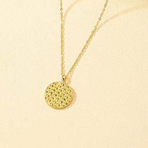 Collar Con Colgante De Moneda De Panal Aleación Chapado En Oro Textura Martillada Medallón Redondo Joyería De Moda Mujer