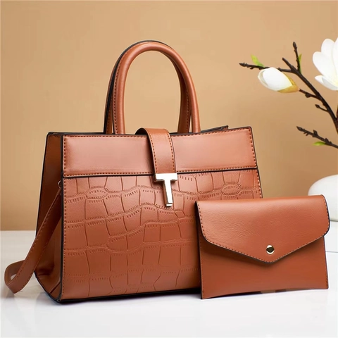 Women PU Leather Crocodile Pattern Tote Bag And Envelope Pouch Gold T-Shape Buckle Shoulder Bag