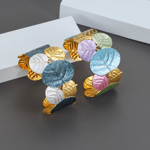 Blattform Offener Armreif Für Damen Breit Edelstahl 18K Vergoldet Bunte Emaille Natur Stil Accessoire