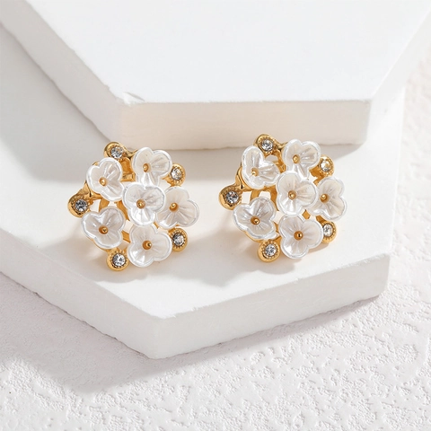 Stainless Steel 18K Gold Plated Flower Necklace Earrings Ring Women Elegant White Shell Petal Rhinestone Vintage Accessory