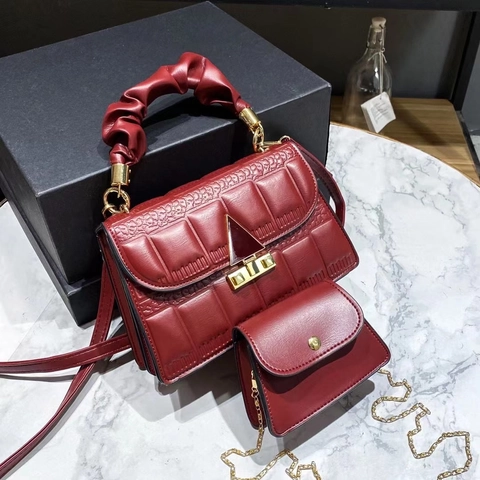 Women Handbag And Mini Chain Pouch PU Leather Embossed Geometric Pattern Ruched Handle Triangle Metal Buckle Crossbody