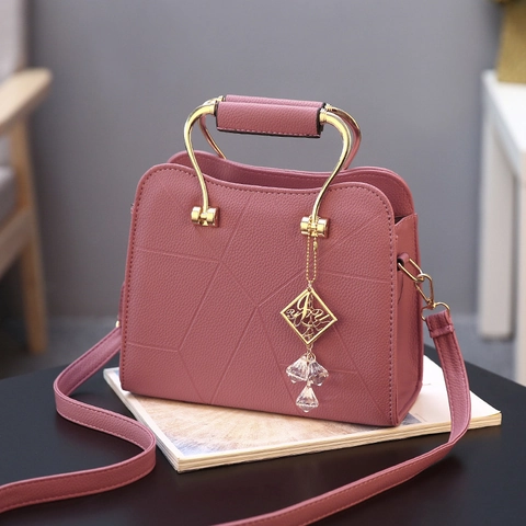 Elegante Borsa a Mano da Donna in Pelle Grande Capacità Borsa a Tracolla Con Cuciture Geometriche Manico in Metallo Oro Borsa Fashion