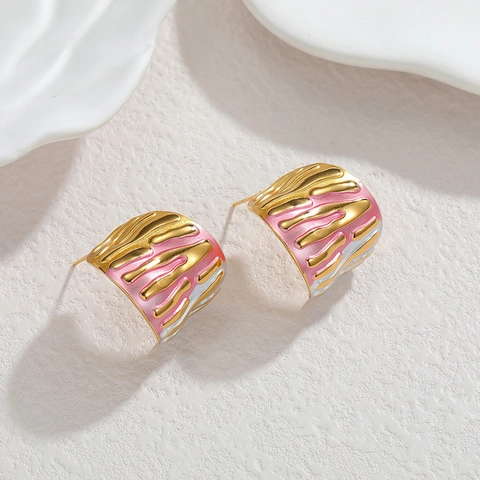 Orecchini A Lobo A Forma Di C Placcati Oro 18K Acciaio Inossidabile Tricolore Rosa Argento Trama Di Lava Per Donne
