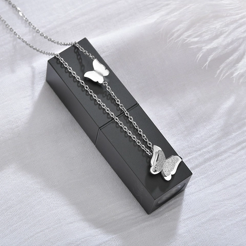 Collar Con Colgante De Doble Mariposa De Acero Inoxidable Textura De Circón Con Brillo Esmerilado Estilo Ins Joyería Fina