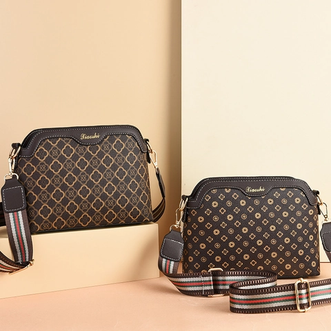 Women Printed Crossbody Bag Vintage PU Leather Shoulder Bag With Wide Striped Strap Large Capacity Elegant Purse