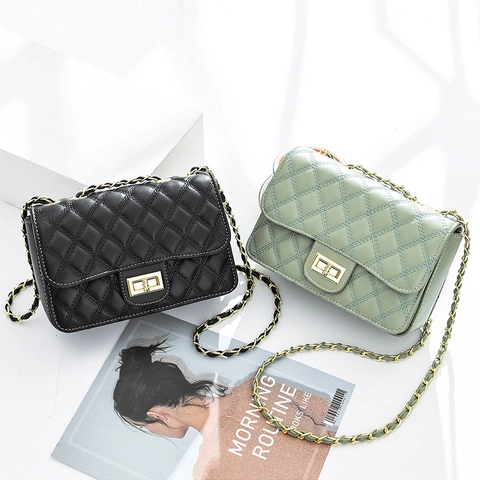 Women Quilted Crossbody Bag PU Leather Elegant Chain Shoulder Purse With Golden Twist Lock Classic Small Square Bag