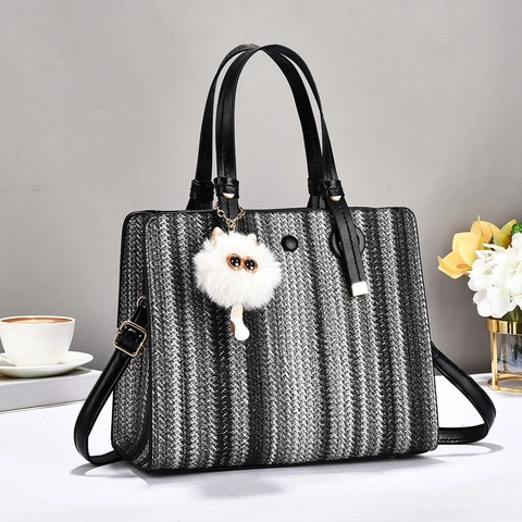 Borsa Tote A Righe In Pelle PU Intrecciata Grande Capacità Con Ciondolo A Gatto Stile Coreano Borsa A Spalla Versatile Da Donna