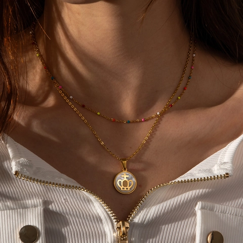 Collier Multi-Rangs Acier Inoxydable Künstliche Perles Colorées Nacre Couronne Croix Pendentif Géométrique Rond Vintage Femmes