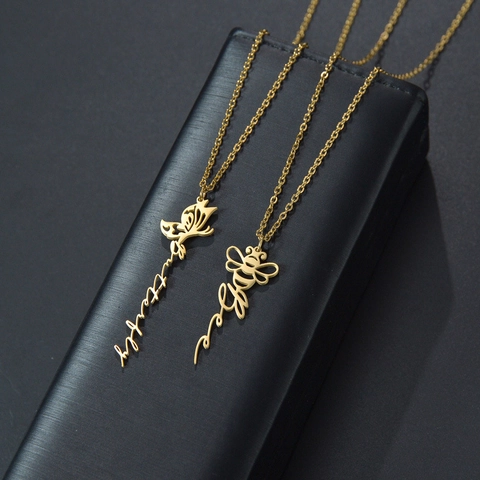 Collar Colgante Abeja Mariposa Acero Inoxidable Hueco Animal Palabra Inglesa Letra Cadena Joyería Moda Para Mujeres