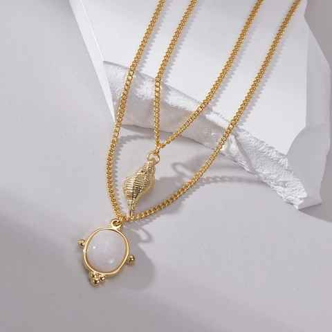 Collana A Strati Pendente Acciaio Inossidabile Placcato Oro 14K Conchiglia Opale Sintetico Stile Retrò Francese Donne