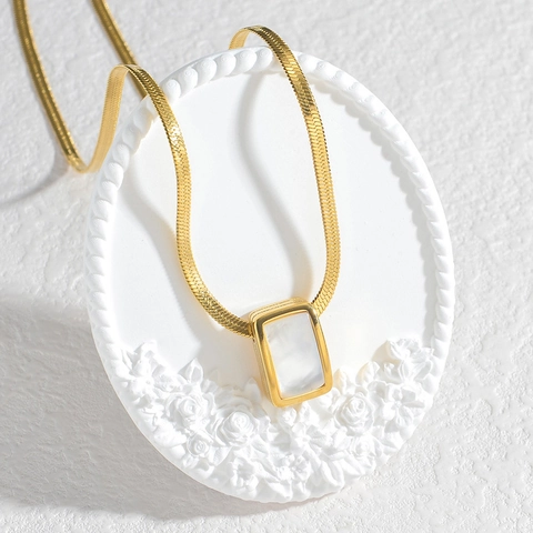 Rectangular White Mother Of Artificial Pearl Pendant Necklace Stainless Steel Gold Plated Snake Chain Minimalist Geometric Jewelry