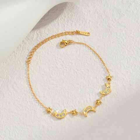 Stainless Steel Charm Bracelet Gold Plated Vintage Light Luxury Star Moon Heart Cubic Zirconia Jewelry For Women
