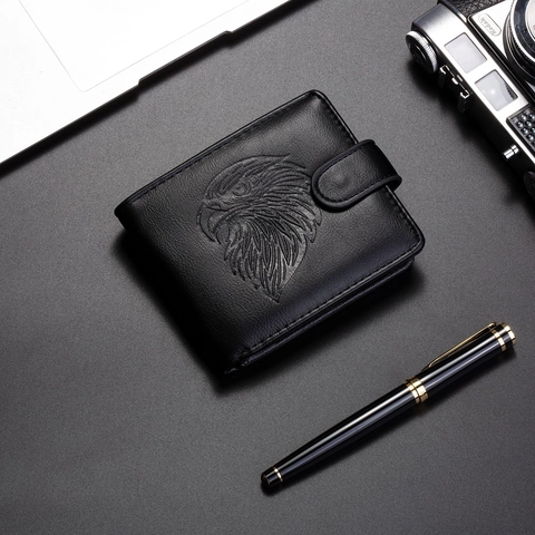 Herren Bifold Brieftasche PU Leder Retro Adler Geprägt Mehrere Kartenfächer Schnallenverschluss Business Kurz Geldbörse